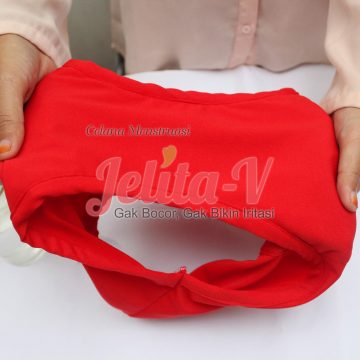 test-waterproof-celana-menstruasi-jelita-6